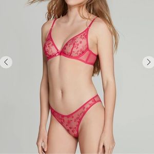 NWT Agent Provocateur Henrieta Bra Pink 34B Barbie pink